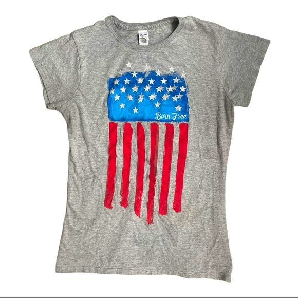 Born Free USA Women’s Patriotic Graphic Tee - Picture 1 of 6
